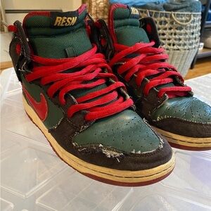 Nike SB Dunk High Resn (2009)